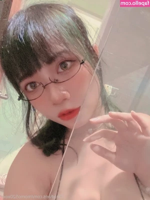 momo520xoxo - Pillow Humping For professionals :  How about instead of cumming in
