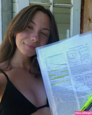 Eleonora Svanberg [ eleonora-svanberg ] - Tired of watering your own plants? DM for sexy private gardener