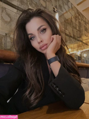 Lybov Kalish [ lybov-kalish ] - I WANNA HOP ON SOME DICCKKKK 🍆🤪🍆🤪🍆🤪