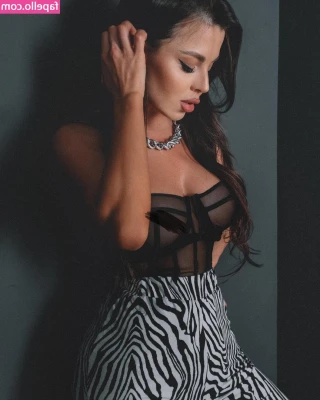 Lybov Kalish [ lybov-kalish ] - My ass is insane ..