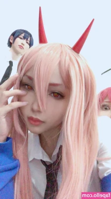 Reakami - Photosets of cosplay portrait and also posing with heels. The