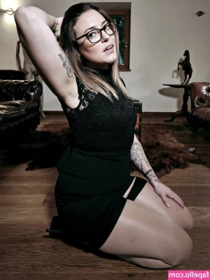 Innocenthotwifexxx [ innocenthotwifexxx-5 ] - Hello  my lovely peeps  I hope you all had a wonderful day  and I