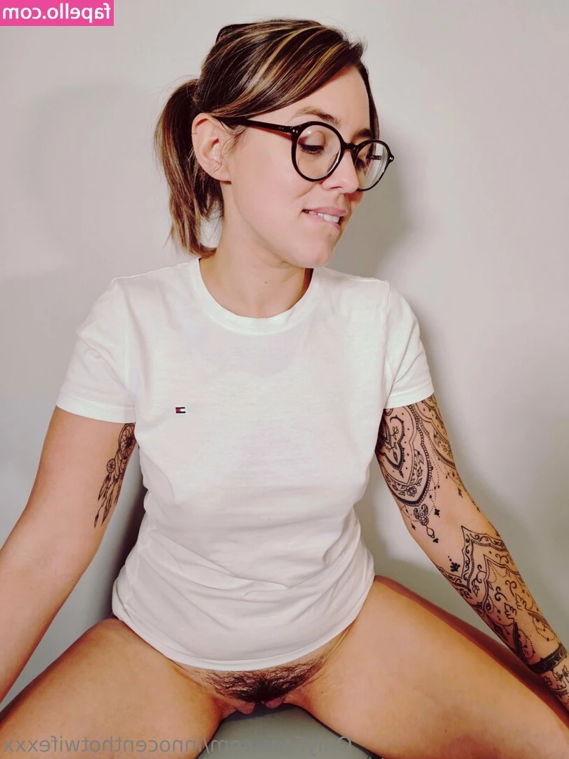 Innocenthotwifexxx [ innocenthotwifexxx-5 ] - Let s get wet