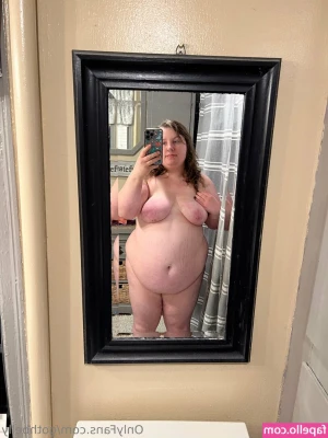 gothbelly - 😂😂😂 I will never stop dying at this.