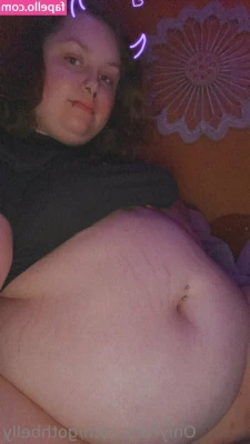 gothbelly - Just teasing you 😘😘