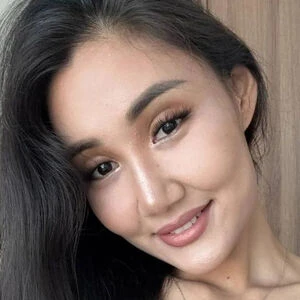 Mia_Jeen
