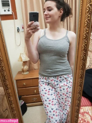 Jojo Syrian [ jojo-syrian ] - Want me to drop the towel ?