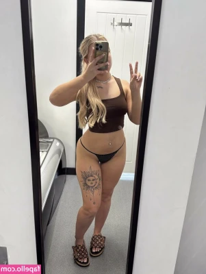 demeliahrsex - Currently live on @ariahazefree with @norah_nova @norahnova