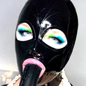Rubberdollalice