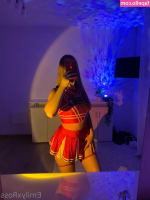 emilyxross - THOUGHT OF THE DAY (55) This week of shecock hpnosis is going to be