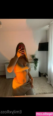 emilyxross - Like sands through the hour glass so are the days of our lives 