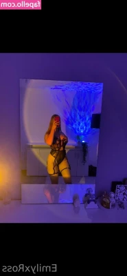 emilyxross - Here s you re daily dose of my titties part 1