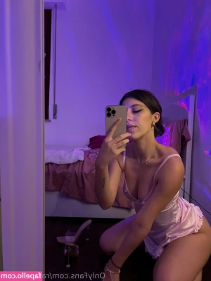 rachelefusco - I have my Sydney tour booked! I land next Thursday in the afternoon