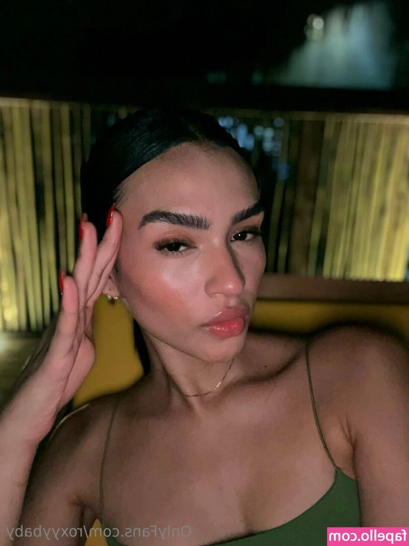 roxyybaby [ roxyybaby-3 ] - I loved my makeup today, feels very sexy