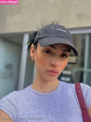roxyybaby [ roxyybaby-3 ] - When he says ; loook up at me 🥺