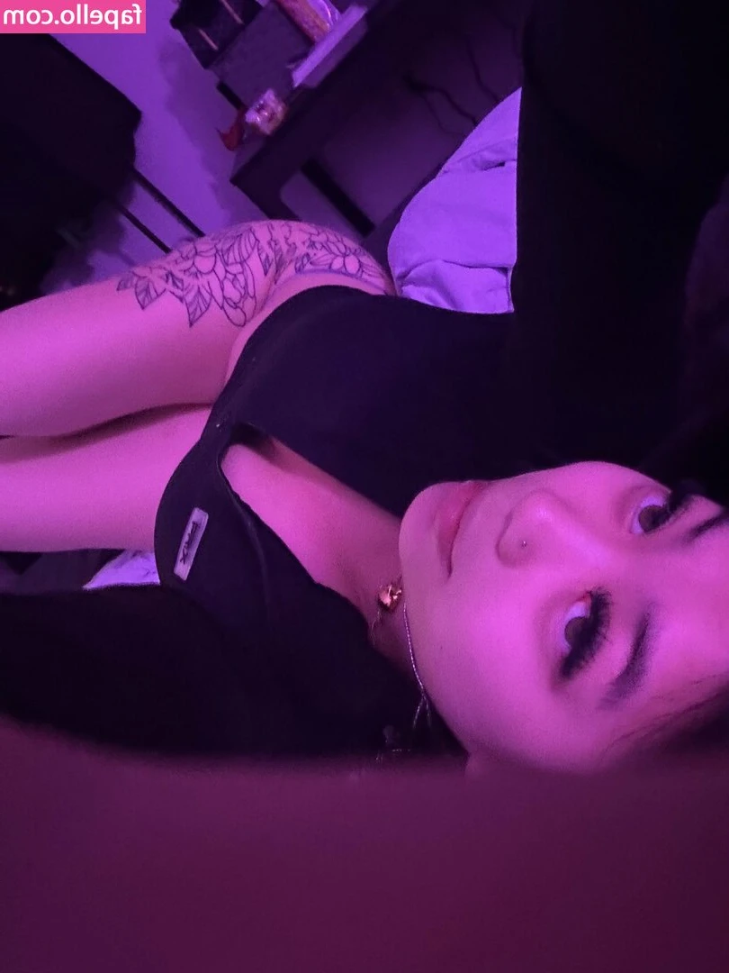mangobbyy - if you love me youll go buy the 200$ bundle for my birthday <33