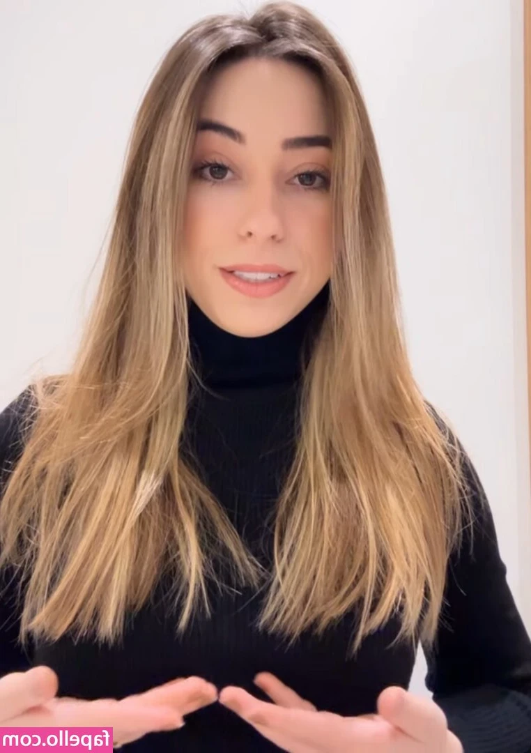 Leticia Felisberto [ leticia-felisberto-1 ] - I now have the best toy, a copy of 🍆 @vicats