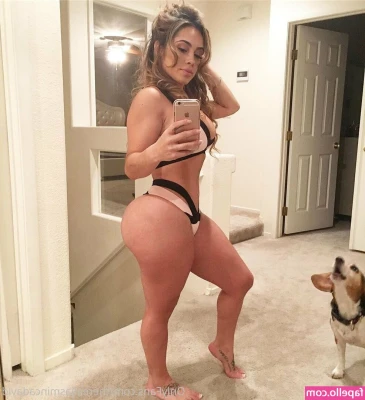 Jasmin Cadavid [ jasmin-cadavid ] - Mac and I are excited about the LIVE SHOW tomorrow night, are you?