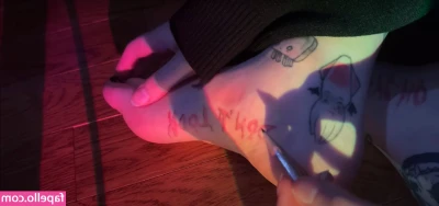 ASMRmpits - If anyone could do me a favour and like a bunch of posts for me on