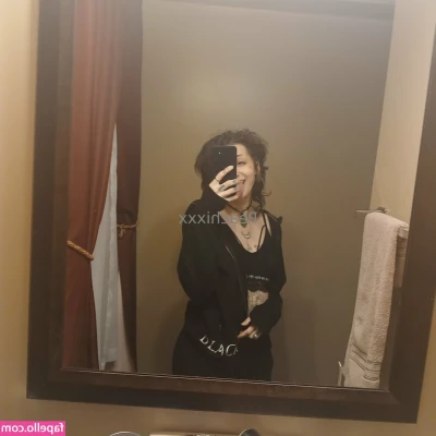 juicypeachi - Happy Monday..:starts with butt clapping