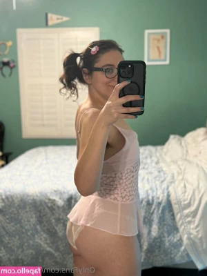 upskirtbun - Waiting for you 😌