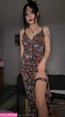 bluegothgf69 - You like my nipples babe?