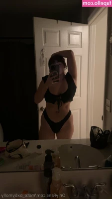 moto_bxbymolly [ moto-bxbymolly ] - feeling cute in this dress