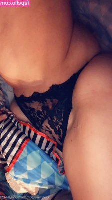 memphisgirl420 - Med eller uden trusser i dag? 🩷😻 Bare til info er der møde med