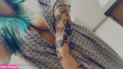 memphisgirl420 - I'm online and responding to messages now :)