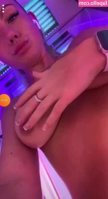 Abi Greasley [ abi-greasley ] - Do you wanna see me suck cock?🤤🍆