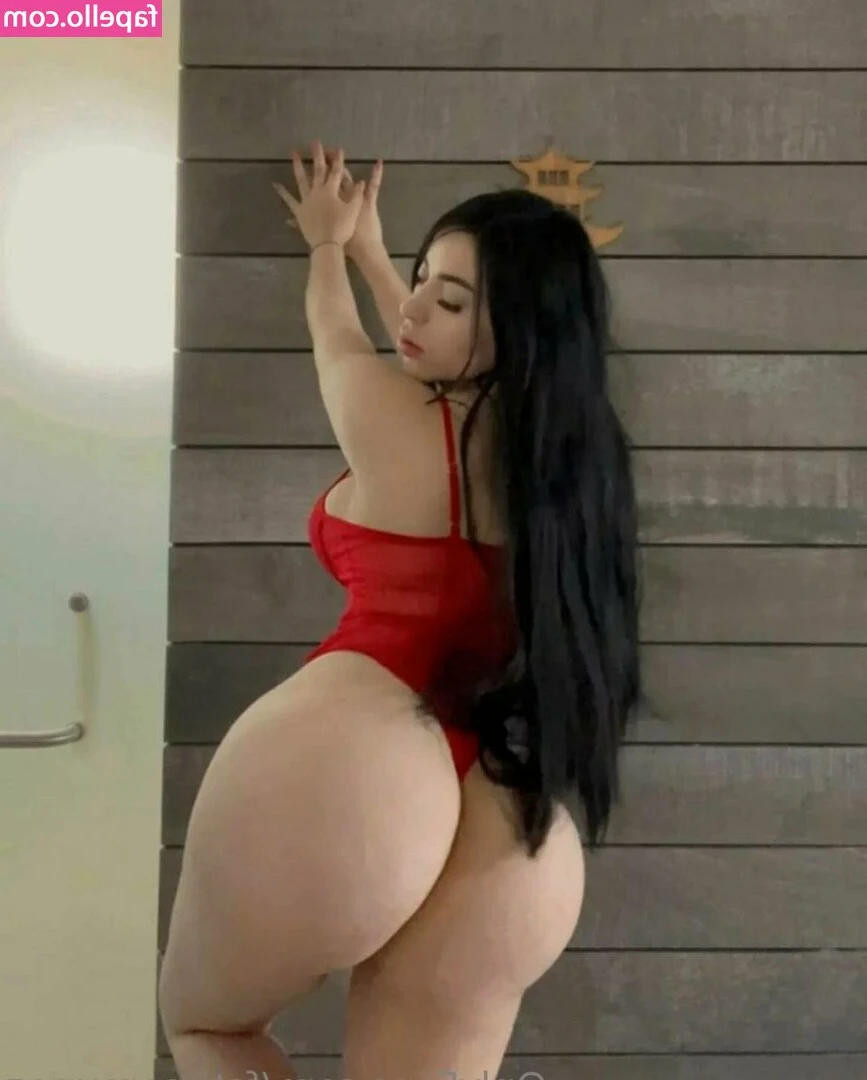 Fatimamunoz - I guess someone was very wet today 💖😇