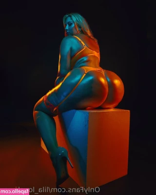 lila_lovelyxxx [ lila-lovelyxxx ] - Miami chance encounter coming soon 😏 @pintsizedblonde