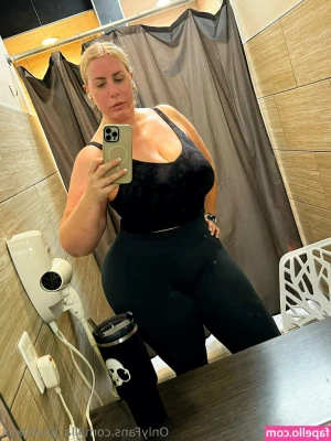 lila_lovelyxxx [ lila-lovelyxxx ] - New pics  From next video posting  doing customs all week so if you