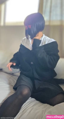 user377072094208335872 - Suck on Daddy’s pixelated toes, foot freak!