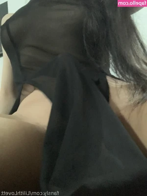 LilithLovett - O que acharam do meu look 😈🔥😏