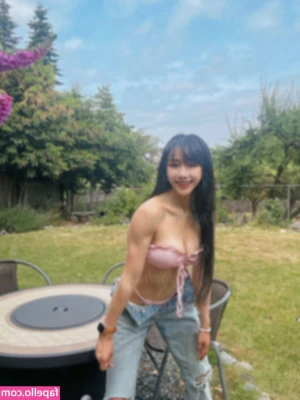 ggshacylin - ID#218  Ana lorde and I go back and forth using the shower head to