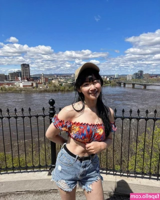 ggshacylin - Feet pics  amp  mystery pic bundle