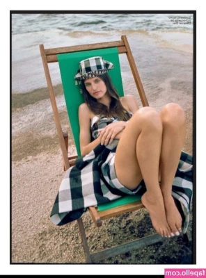Bianca Balti [ bianca-balti ] - Let s take a nap