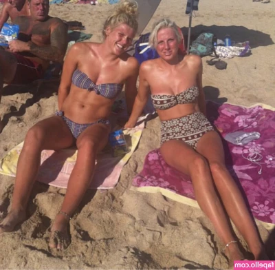 Millie Bright [ millie-bright ] - Big soles 👅🍆💦💦