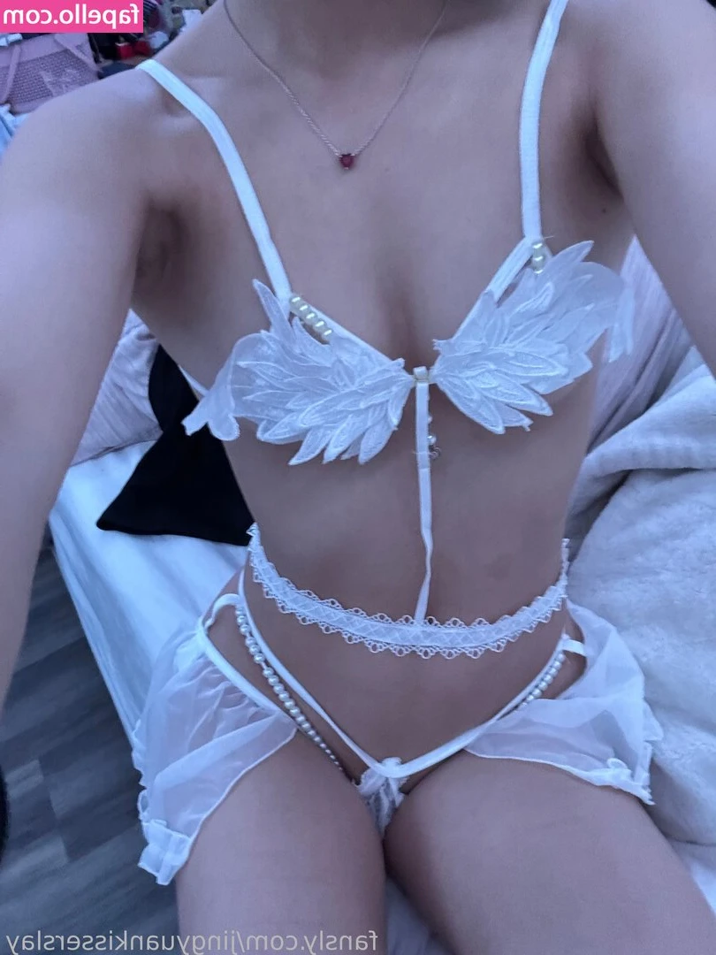 jingyuankisserslay - Espero que estén teniendo una linda navidad 🎄