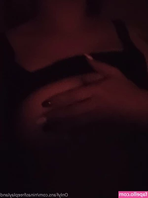 ninasfreeplayland - Who wants videos of me stretching but in lingerie👻