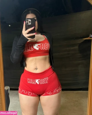 Serena Garcia [ serena-garcia ] - Wanna know what naughty thoughts I have right now?😈