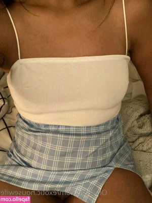 naughtywifegoeswildfree - I am hiding something under my skirt do you want to see it? 😇