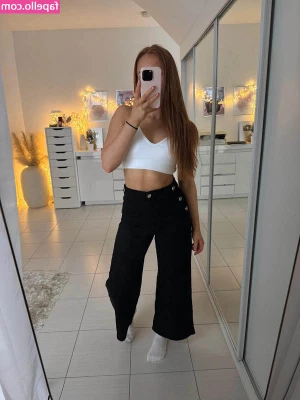Leoobalys - My boobs are waiting for me to massage them