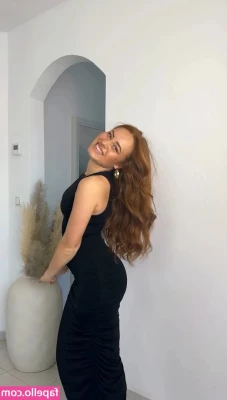 Leoobalys - and now? better when I lower the bodysuit? wait for the video! 😏