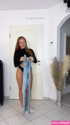 Leoobalys - Lips tease ! Must watch carefully🫣