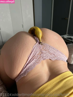 jenniiefromtheblock0315 - Experts recomand chair sex to spice up routine 😂😊