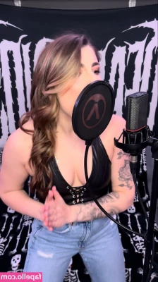 Kasey Karlsen [ kasey-karlsen ] - Dripping 🤤
