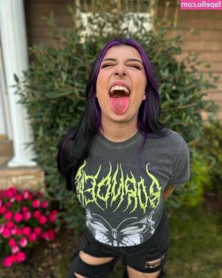 Kasey Karlsen [ kasey-karlsen ] - happy sundaaaay