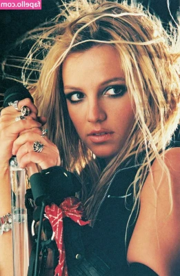 Britney Spears [ britney-spears ] - Love a lazy day 😍😈